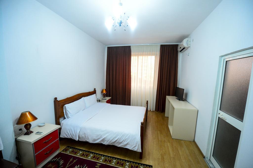 Hotel Argenti Shkoder Ngoại thất bức ảnh