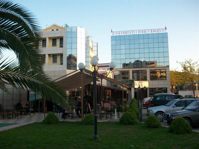 Hotel Argenti Shkoder Ngoại thất bức ảnh