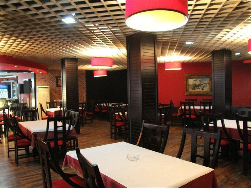 Hotel Argenti Shkoder Ngoại thất bức ảnh